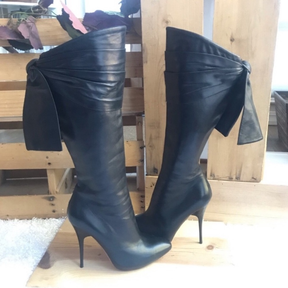 Alexander McQueen leather stiletto boots